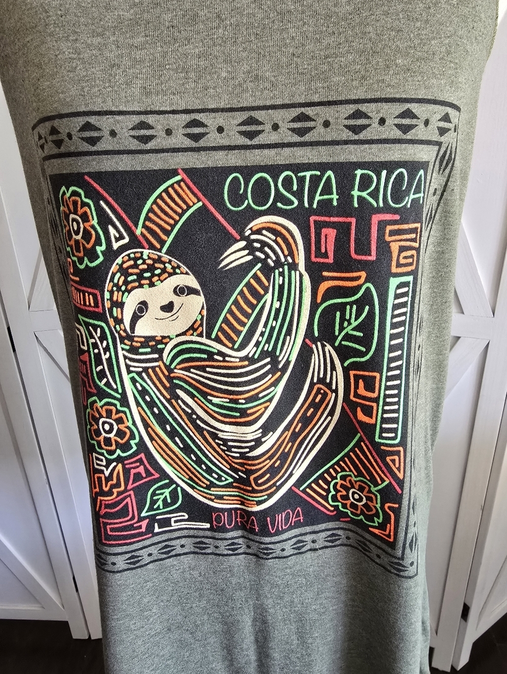Costa Rica 'Pura Vida' Sloth Olive Green Tank Top - Picture 2 of 7